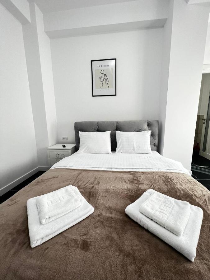 Marvellous Aparthotel With Master Apartments Сучава Экстерьер фото
