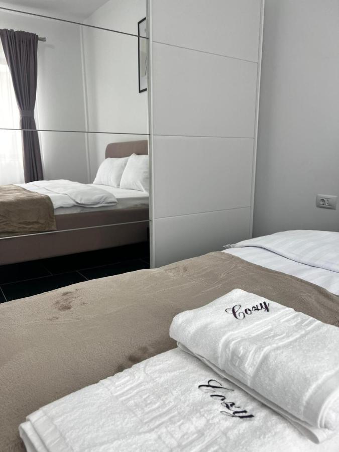 Marvellous Aparthotel With Master Apartments Сучава Экстерьер фото