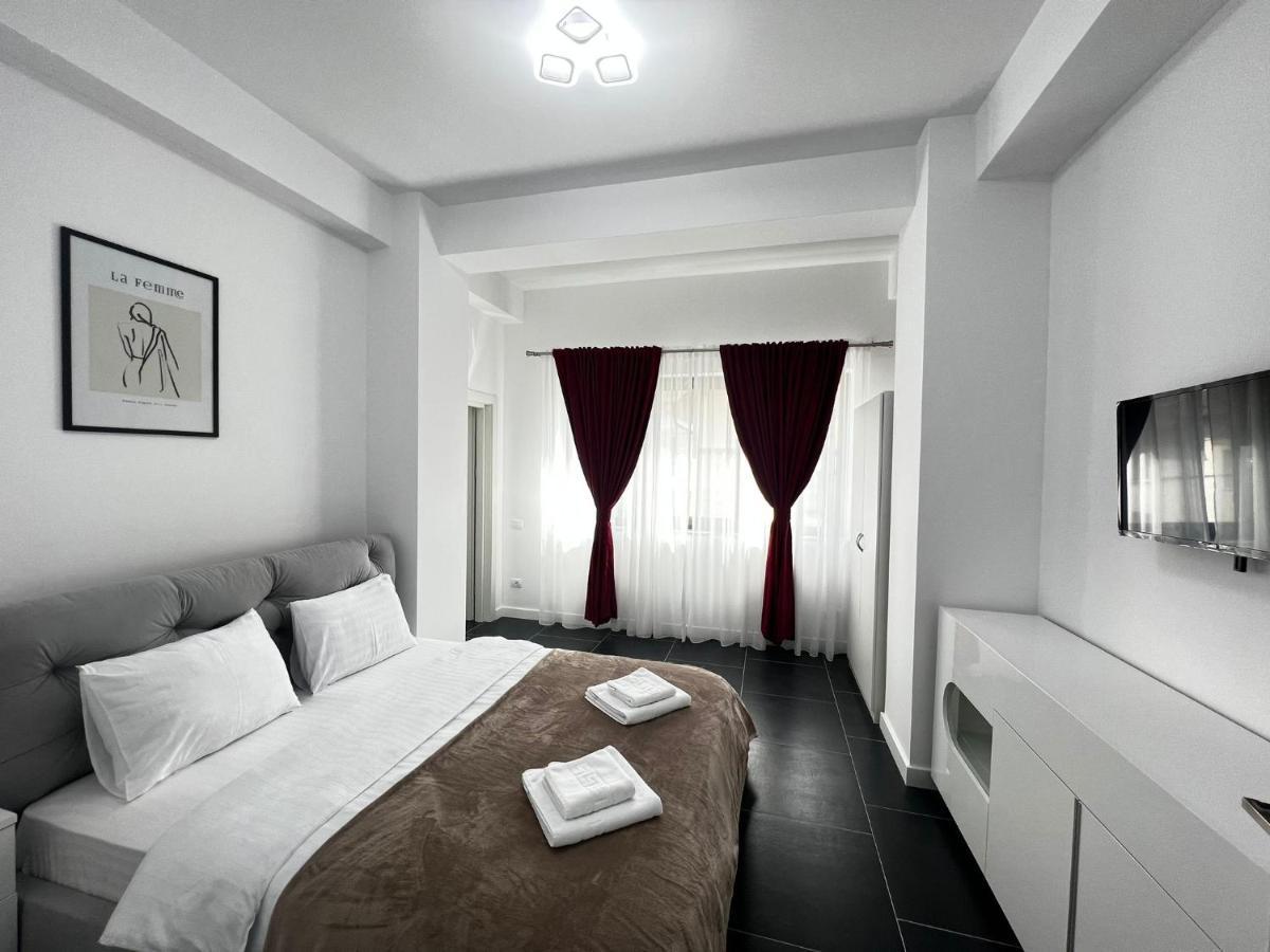 Marvellous Aparthotel With Master Apartments Сучава Экстерьер фото