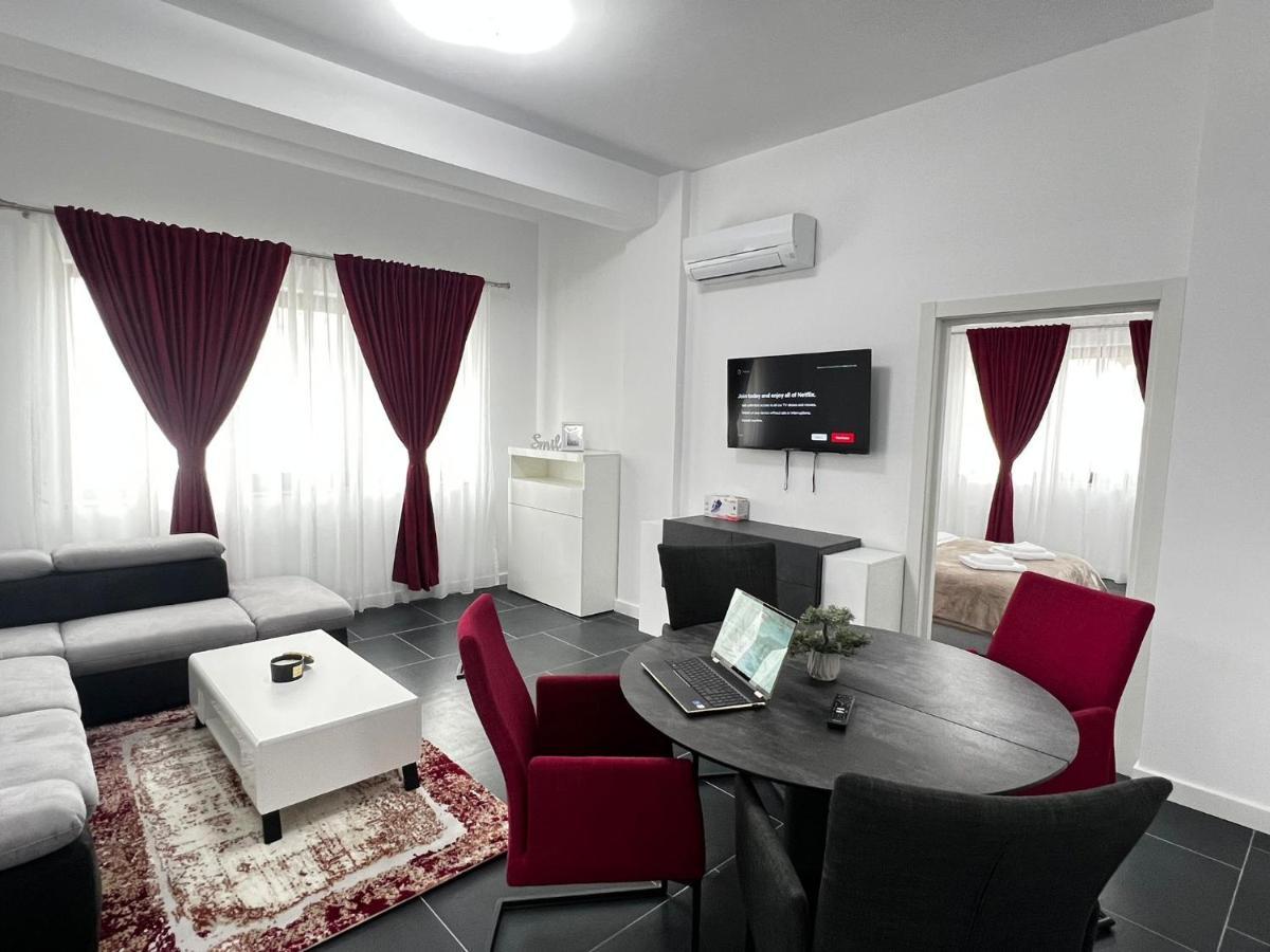 Marvellous Aparthotel With Master Apartments Сучава Экстерьер фото