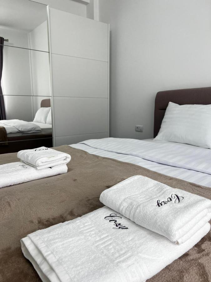 Marvellous Aparthotel With Master Apartments Сучава Экстерьер фото