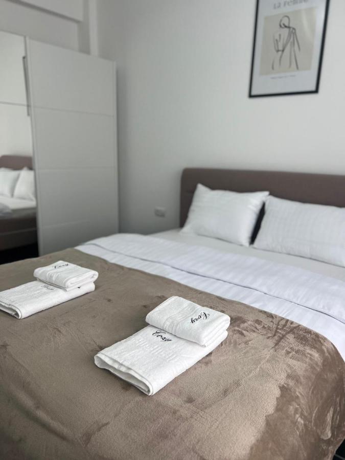 Marvellous Aparthotel With Master Apartments Сучава Экстерьер фото