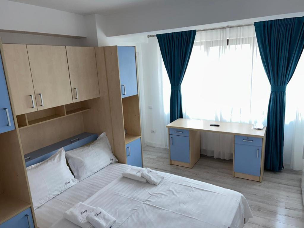 Marvellous Aparthotel With Master Apartments Сучава Экстерьер фото